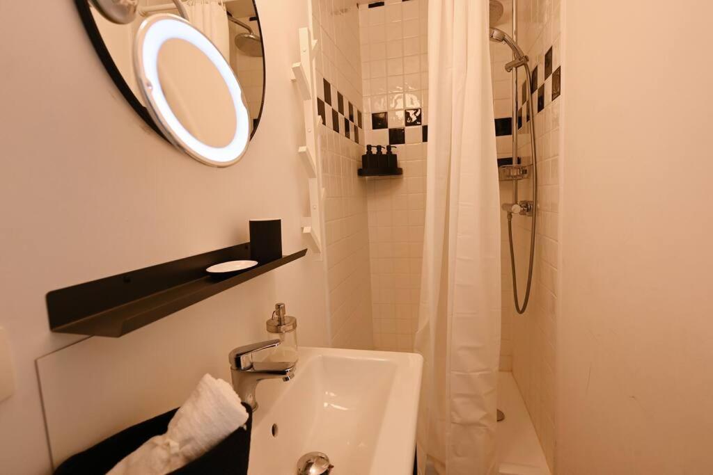 Superb 3 Bedroom & 3 Bathroom Duplex In Brussels City Centre Экстерьер фото